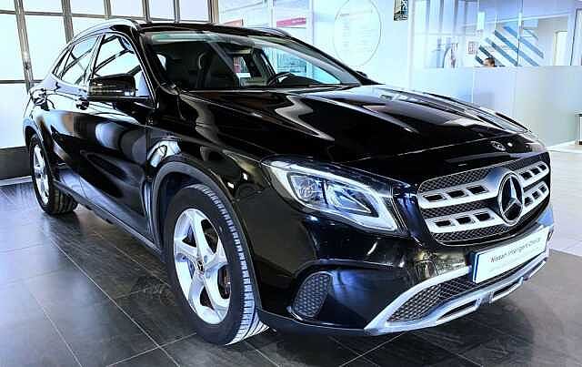 Mercedes-Benz GLA 180 10CV